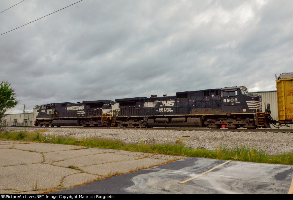 NS D9-40CW Locomotives